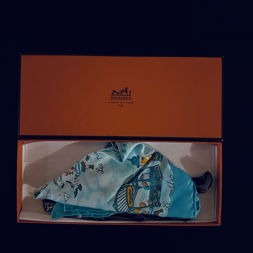 Authentic Hermes scarf for Sale